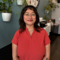 Angela L - Veterinary Assistant